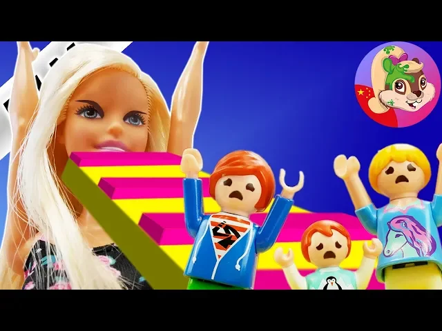 摩比游戏 playmobil电影 小尤做梦梦见自己住在粉色梦幻别墅里,太吓人了~